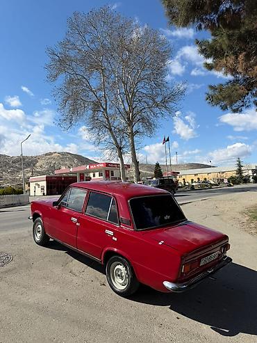 VAZ (LADA): Model: VAZ 2101 (Jiquli) sedan Rəng: tünd qırmızı Kuzov: 4 qapı, xrom — 6