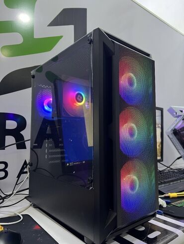 Masaüstü kompüterlər və iş stansiyaları: Salam. Gaming pc satılır heç bir problemi yoxdur oyunlarda yüksək fps