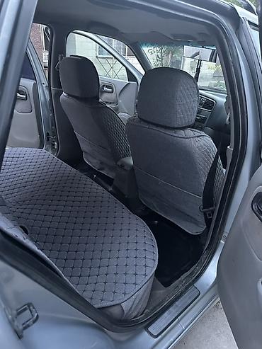 07 oturacaqlar: Nissan Primera Wagon – gümüş rəng, universal kuzov Xüsusiyyətlər: - — 6