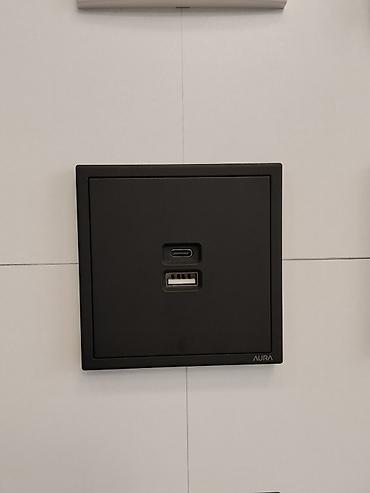 юсб панели: Розетка, С USB, Встроенные — 1