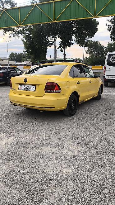 passat variant: Volkswagen Polo: 2016 г., 1.6 л, Механика, Бензин, Седан — 3