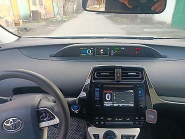 приус 2017: Toyota Prius: 2017 г., Автомат, Гибрид, Хэтчбэк — 2