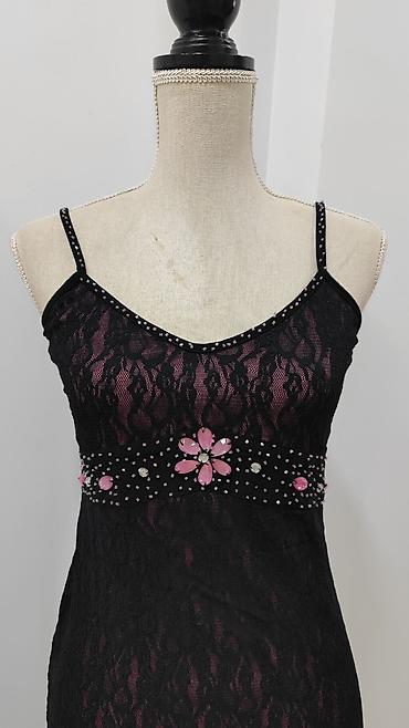 Вечерние платья: Всё платья носились по 1 разу, некоторые новые. Бренды Mango — 11