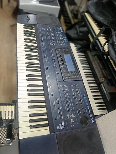 Sintezatorlar: Roland em 2000 yaddaşına ritmlər yazılıb — 1