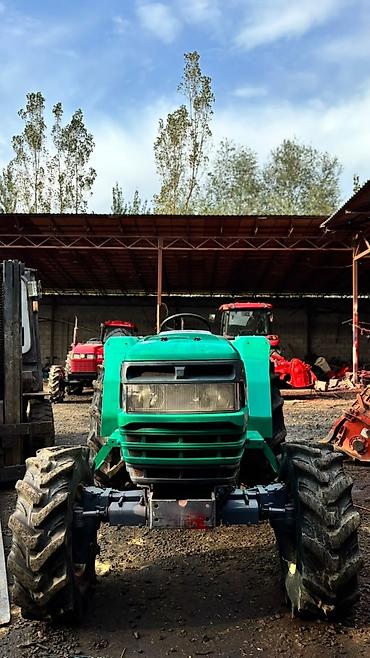 Трактор Yanmar D400 Max Power. Компактный сельскохозяйственный