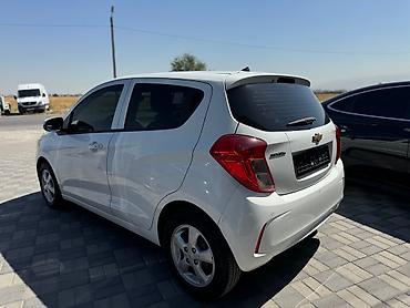 alba: Chevrolet Spark: 2020 г., 0.1 л, Автомат, Бензин — 2