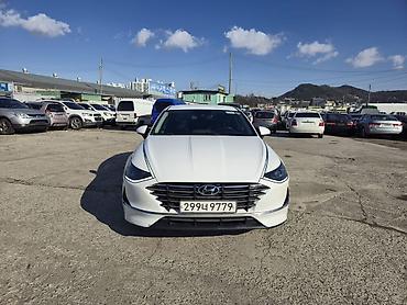 санота: Hyundai Sonata: 2021 г., Гибрид, Седан — 6