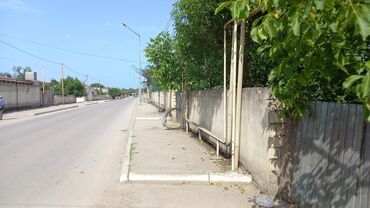 elmlerde evler: Qiymət sondur. Əla yerləşmə: Heydər Əliyev küçəsi Yalama kəndinin