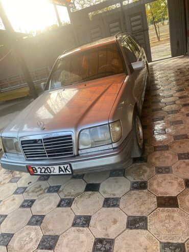 мицубиси спэйс стар: Mercedes-Benz W124: 1994 г., 2.2 л, Механика, Бензин, Универсал