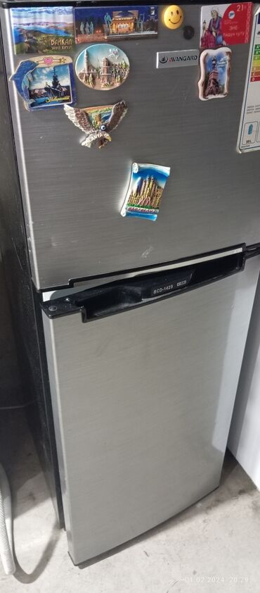 Холодильники: Холодильник Б/у, Двухкамерный, 60 * 155 *