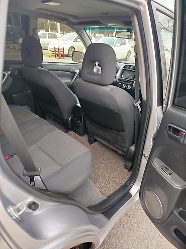 Toyota: Toyota RAV4: 2005 г., 2 л, Автомат, Бензин, Кроссовер — 8