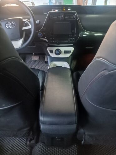 тойота ланд круизер: Toyota Prius: 2016 г., 1.8 л, Вариатор, Гибрид, Хэтчбэк