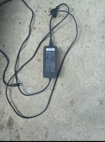 Elektrikli samokatlar: Xiaomi elektrik skuter - Brend/model: Xiaomi (gövdədə loqo görsənir) — 7