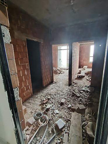 Mənzillər: 2 otaqlı, Yeni tikili, 55 kv. m — 10