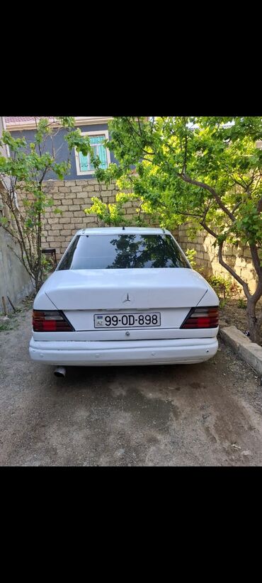 модельный ряд и цены на мерседес в баку: Yeşka Sade 2 matordizel matorda bez nomer 1993 ci il mexanika