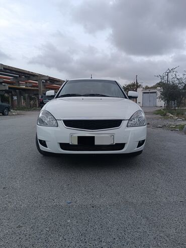 torpaqla barter masin: VAZ (LADA) Priora: 1.6 l | 2015 il 268000 km Hetçbek