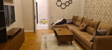 Uzunmüddətli kirayə mənzillər: 📍 Ünvan: Nəsimi rayonu, Rühulla Axundov küç., 28 May metrosuna yaxın 🏢