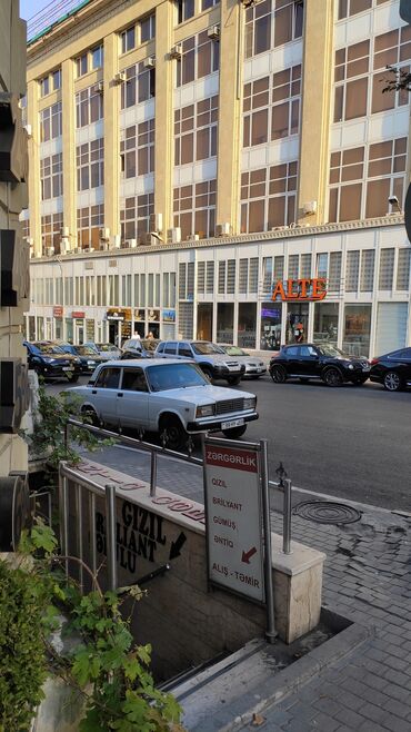 Kommersiya daşınmaz əmlakının satışı: Şəhərin mərkəzində obyekt təcili satılır,ünvan Azərbaycan prospekti -da lalafo.az — 4 Kommersiya daşınmaz əmlakının satışı: Şəhərin mərkəzində obyekt təcili satılır,ünvan Azərbaycan prospekti — 4