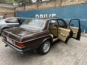 мерседес бенц зайчик: Mercedes-Benz W123: 1984 г., 2 л, Механика, Бензин, Седан — 5
