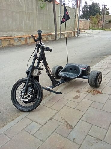 usaq skuterlər: - Razor RMX, 500 sm3, 2022 il