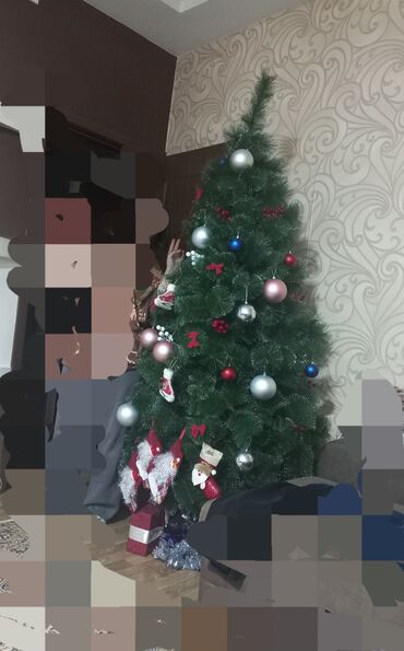 Pastel dəstləri: Yeni il oyuncaqlari ve bezekleri