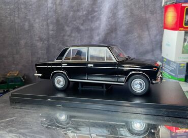 Avtomobil modelləri: VAZ, 1977 il, 1:24, Dəmir, Ödənişli çatdırılma — 10
