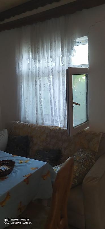 pirşağı: Pirşağı dairəsinin yanı, körpünün yanı, 2 otaq 1 zal ayrı həyət — 6