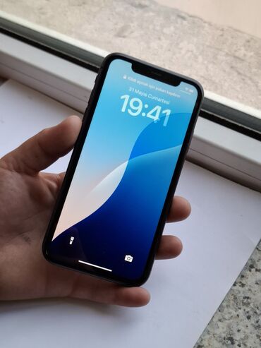 Apple iPhone: IPhone 11, 128 GB, Jet Black, Barmaq izi, Simsiz şarj, Face ID