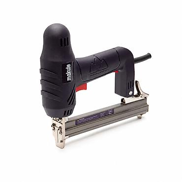 №: 5312 Məhsulun adı: Elektrik stepleri Makute NG121-U, 1750W Brend