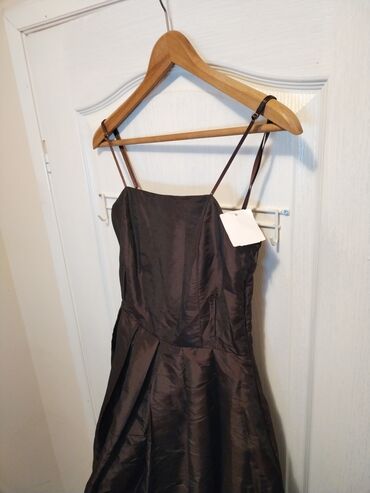 benetton haljine nova kolekcija: S (EU 36), Večernji, maturski, Na bretele