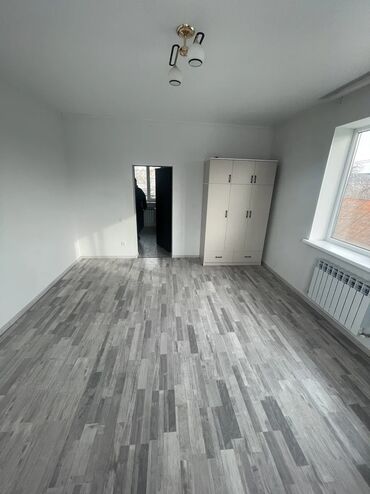 Долгосрочная аренда квартир: 30 м², 1 комната, Теплый пол, Бронированные двери, Забор, огорожен