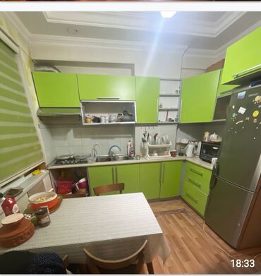 купить квартиру в баку ясамал: Mənzil təmirlidir, əşyalı verilir. Daimi İşıq, qaz, su (ehtiyat su