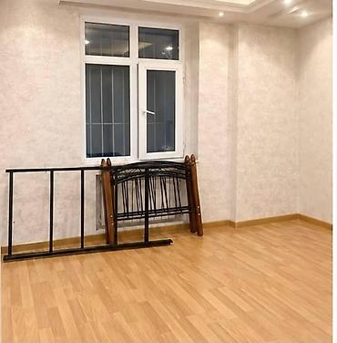 evim residence ev satilir: Qaraçuxur qəs., 2 otaqlı, Yeni tikili, m. Xalqlar Dostluğu, 55 kv. m — 2
