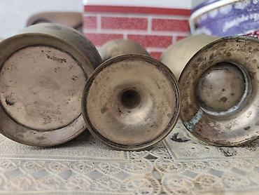 İncəsənət və kolleksiyalar: Məhsul: Antik metal qab-qacaq dəsti Tərkib: - 3 ədəd bəzəkli metal — 3