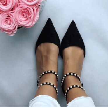 crne cizme iznad kolena: Baletanke, Zara, 39