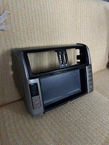 avto monitorlar: Toyota Prado üçün multimedia sistemi / monitor Toyota Land Cruiser — 1