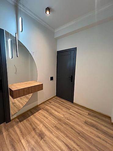 badamdarda satilan evler: Badamdar qəs., 2 otaqlı, Yeni tikili, 70 kv. m — 5