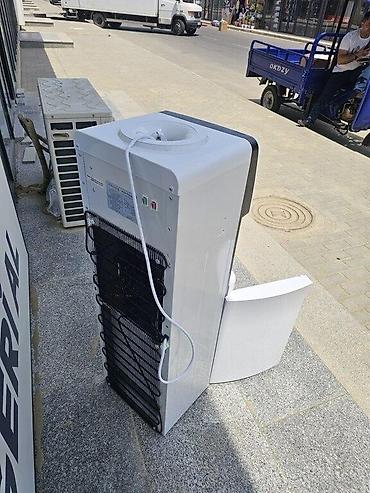 Su üçün kulerlər və dispenserlər: Dispenser Su dispenseri Booş Su dispenserləri və kulerləri Booş — 13
