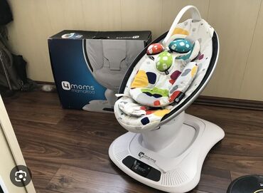 Детские качели: Качели-шезлонг 4moms MamaRoo 3.0 В идеальном состоянии. Отличный