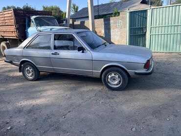 машины за 100000: Audi 80: 1978 г., 1.6 л, Механика, Бензин