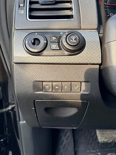 Chevrolet: Chevrolet Captiva SUV - Kuzov: qara rəng, iri radiator barmaqlığı ilə — 12