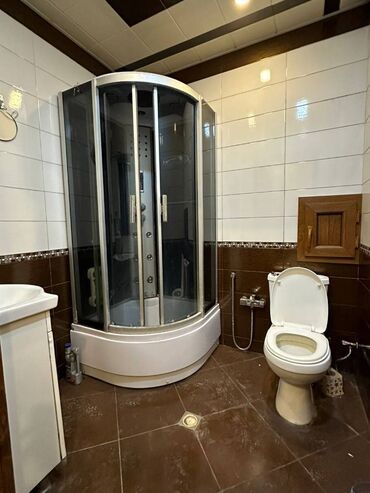 Yeni tikili: Bakıxanov qəs., 3 otaqlı, Yeni tikili, 110 kv. m -da lalafo.az — 10 Yeni tikili: Bakıxanov qəs., 3 otaqlı, Yeni tikili, 110 kv. m — 10