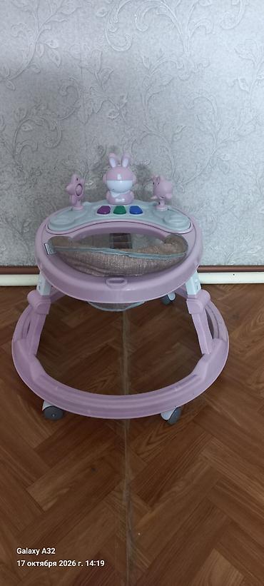 детские хадунок: Детские ходунки Babywalker, сиренево-розовые. - Эргономичное круглое — 1