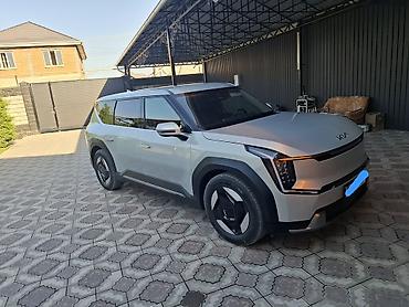электромобили до 1 млн: Kia EV9: 2023 г., Автомат, Электромобиль, Внедорожник — 5