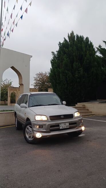 toxum satışı: Toyota RAV4: 2 l | 1998 il Krossover