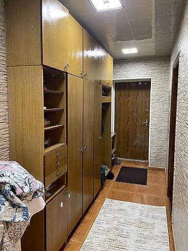 Köhnə tip koridor qarderob dəsti - Material: laminat örtüklü taxta