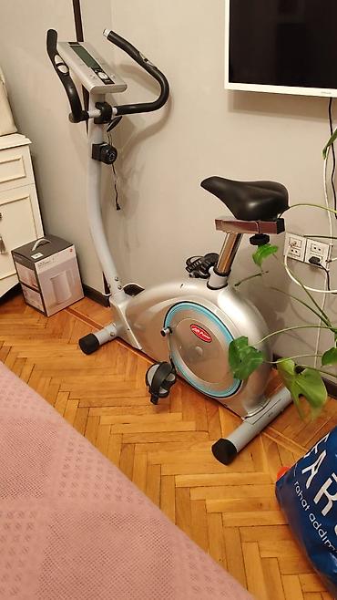 Satılır 150 azn.Hec bir problemi yoxdu.Ünvan Sumqayıt.Ayla91 E