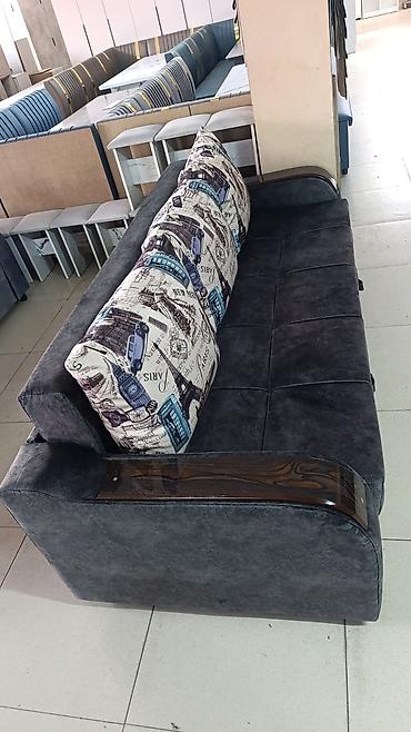 sofa: Прямой диван с раскладной системой - Компактная модель в современном — 1