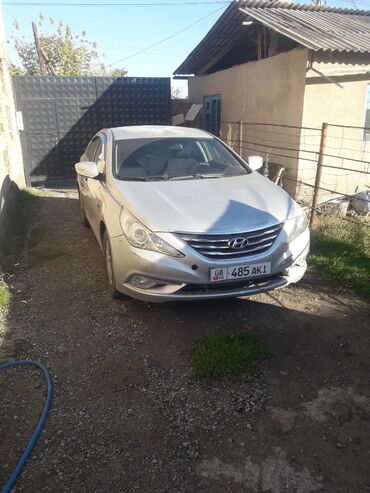 автома: Hyundai Sonata: 2012 г., 2 л, Автомат, Газ, Седан