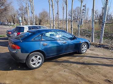 mazda 2000: Mazda 323: 1997 г., 1.5 л, Механика, Бензин, Хэтчбэк — 2
